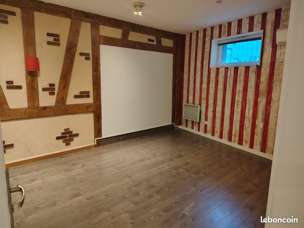 Appartement à louer, 70m², Pont-Saint-Pierre
