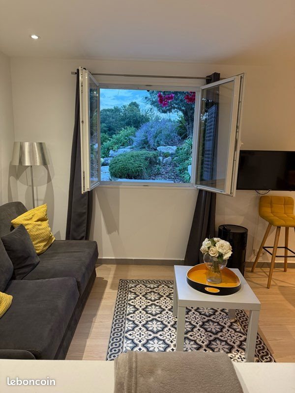 Maison à louer, 45m², Cagnes-sur-Mer