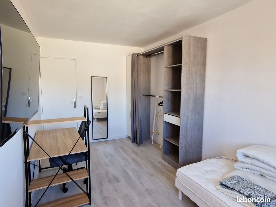 Appartement à louer, 15m², Saint-Etienne