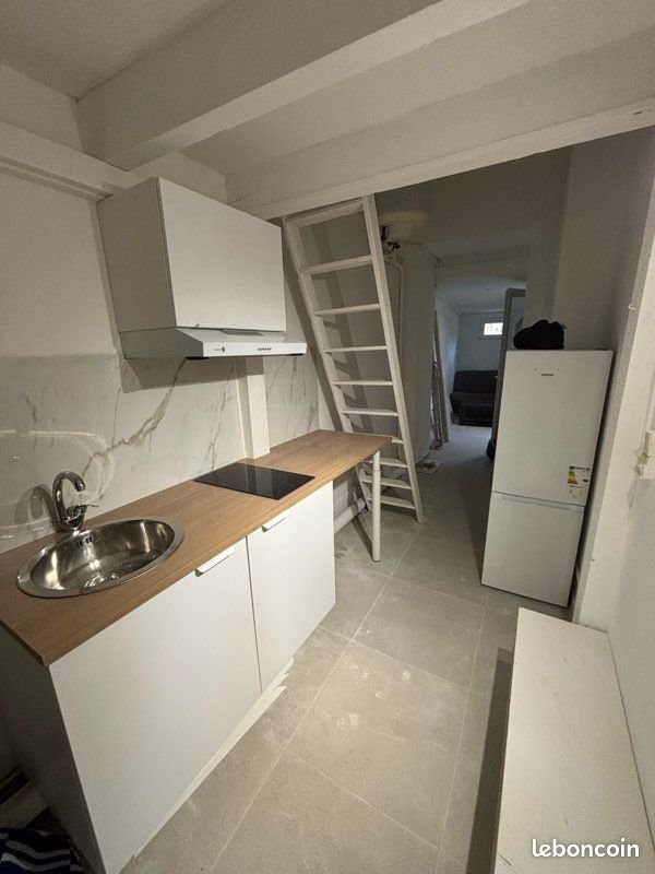 Appartement à louer, 17m², Marseille 10ème