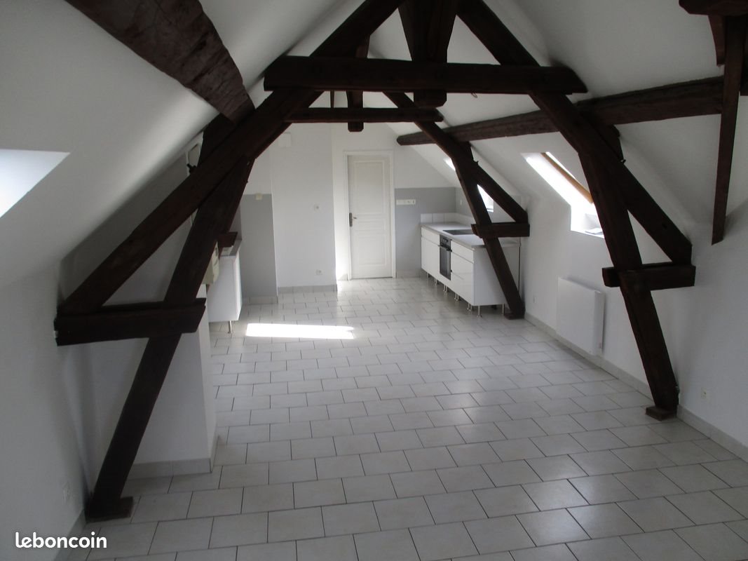 Appartement à louer, 80m², Cambrai