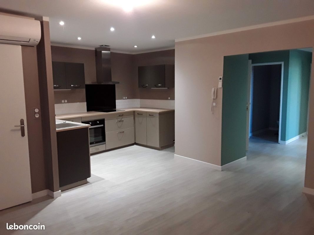 Appartement à louer, 66m², Septfonds