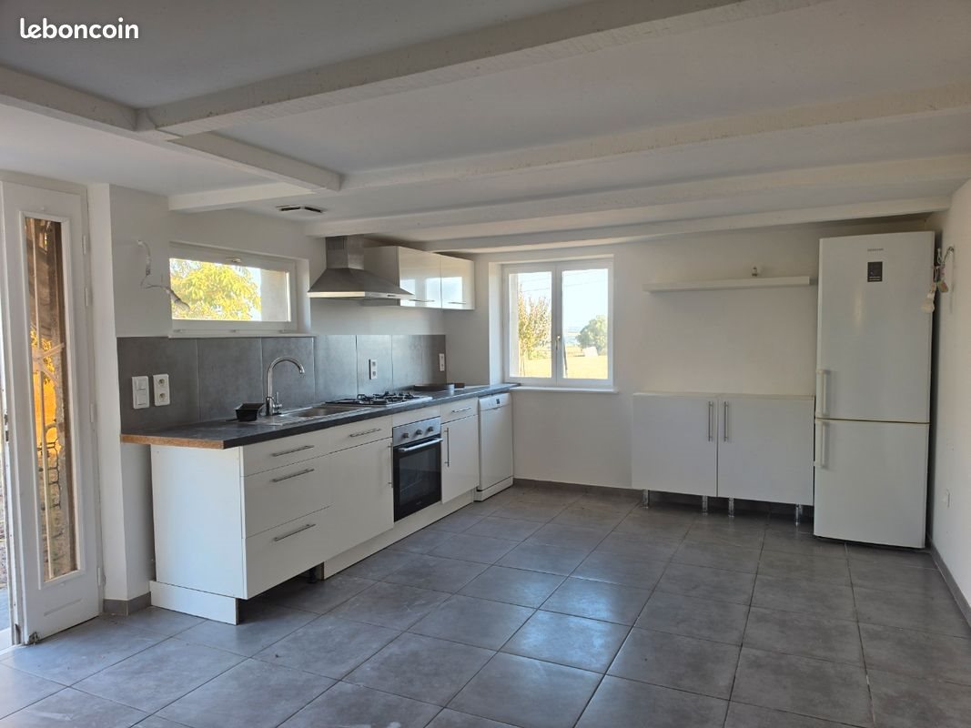 Maison à louer, 60m², Arthès