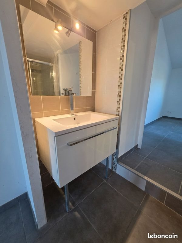 Maison à louer, 60m², Arthès