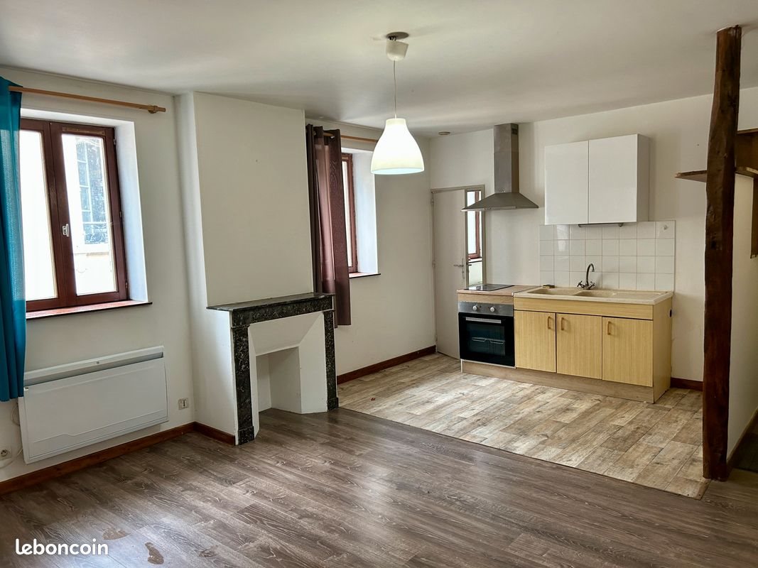Appartement à louer, 40m², La Charité-sur-Loire