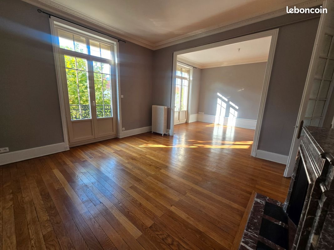 Appartement à louer, 128m², Roanne