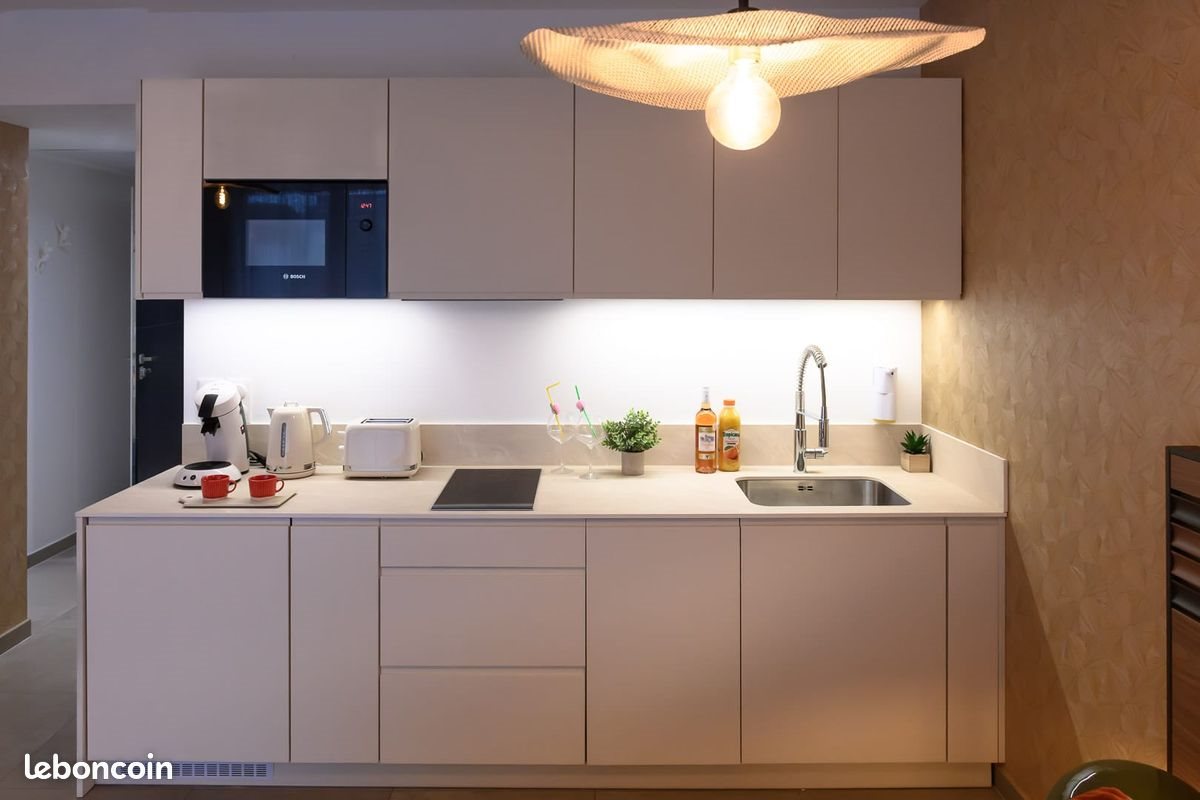 Appartement à louer, 27m², Saint-Laurent-du-Var
