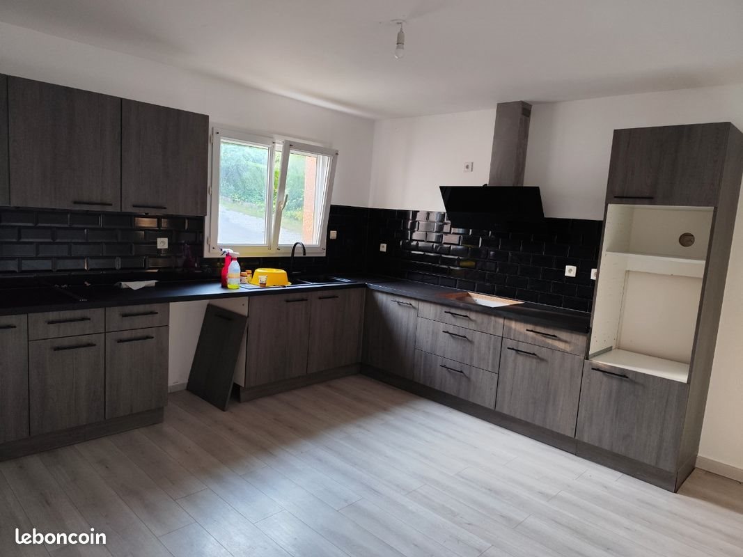 Appartement à louer, 105m², Bellignat