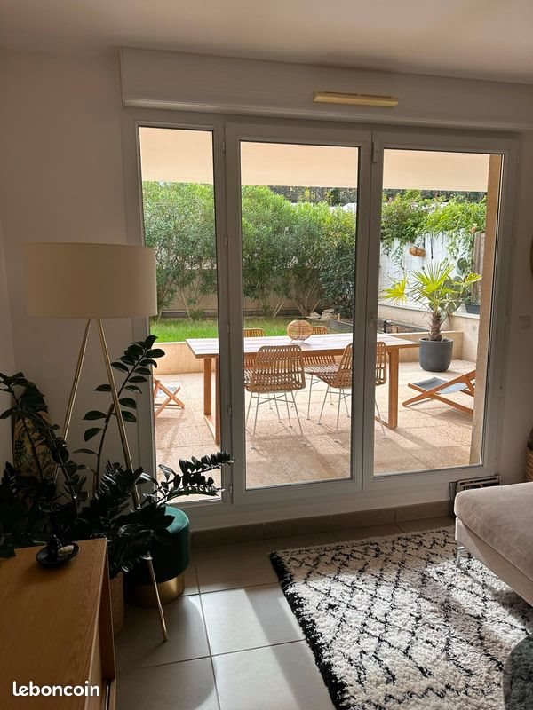 Appartement à louer, 63m², Marseille 8ème