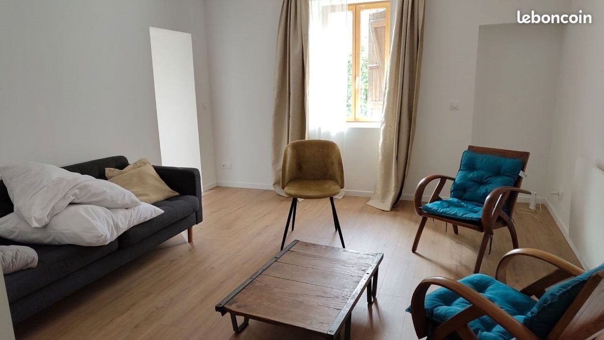 Appartement à louer, 60m², Faverges