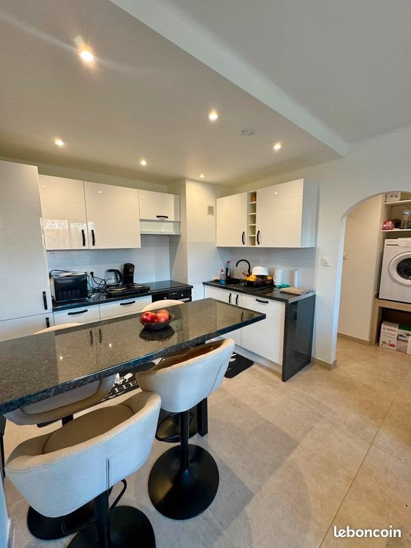 Appartement à louer, 44m², Cogolin
