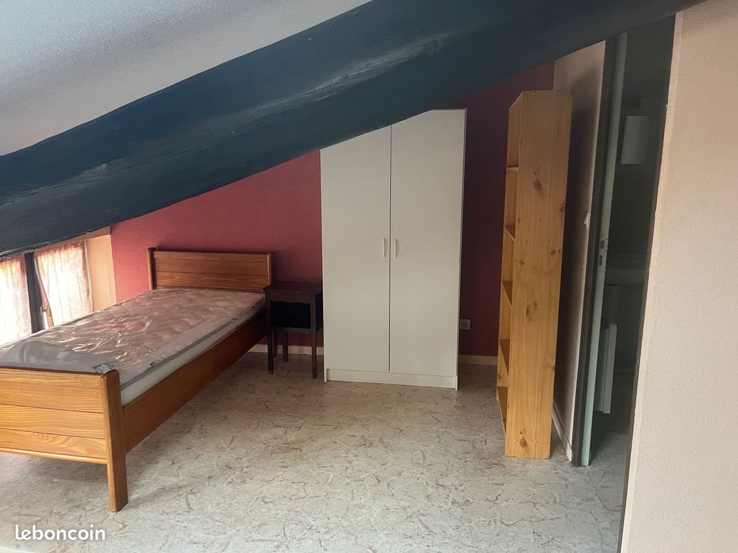 Appartement à louer, 20m², Saint-Etienne