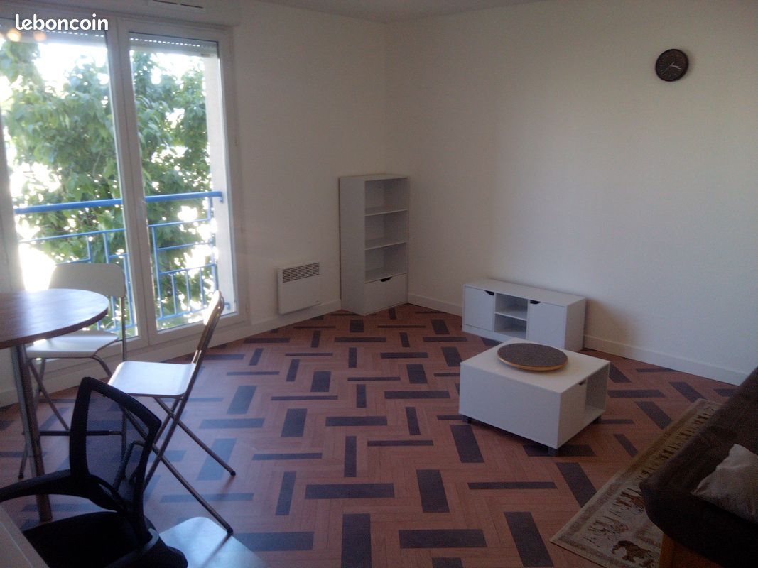 Appartement à louer, 30m², Laon