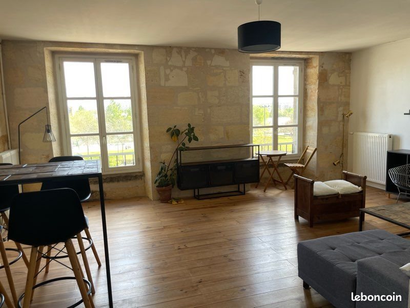 Appartement à louer, 67m², Bordeaux