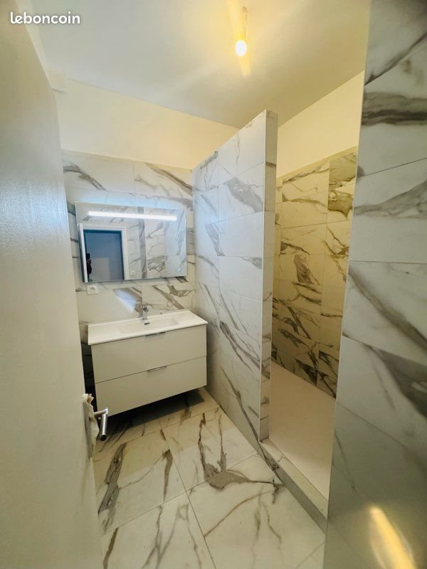 Appartement à louer, 80m², Bastia