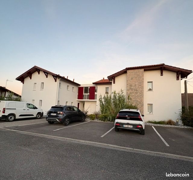 Appartement à louer, 79m², Saint-Palais