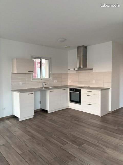 Appartement à louer, 79m², Saint-Palais
