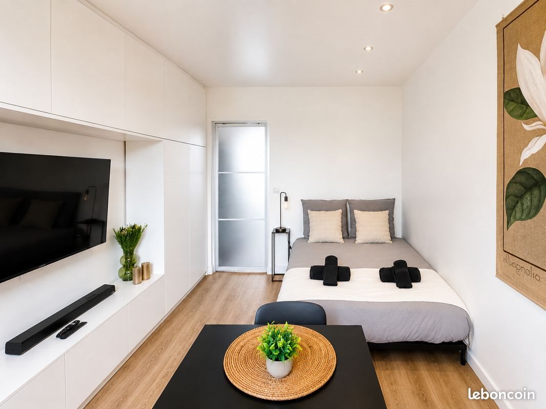 Appartement à louer, 30m², Suresnes