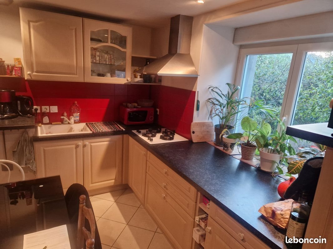 Maison à louer, 75m², Marcillac-Vallon