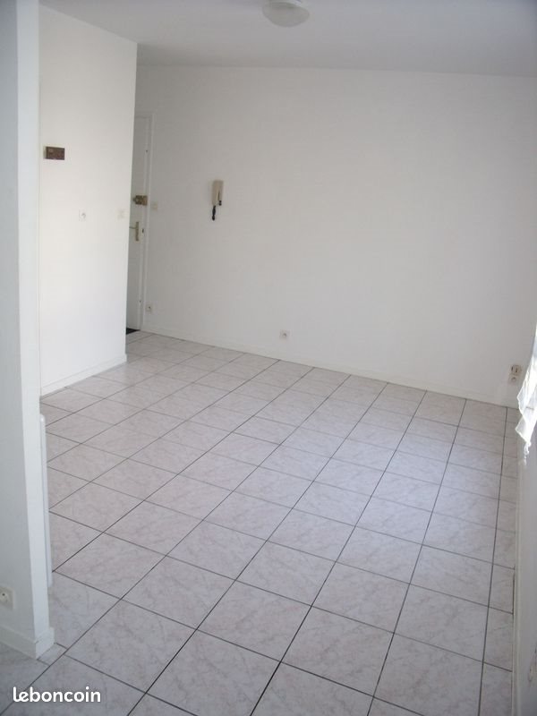 Appartement à louer, 27m², La Roche-sur-Yon
