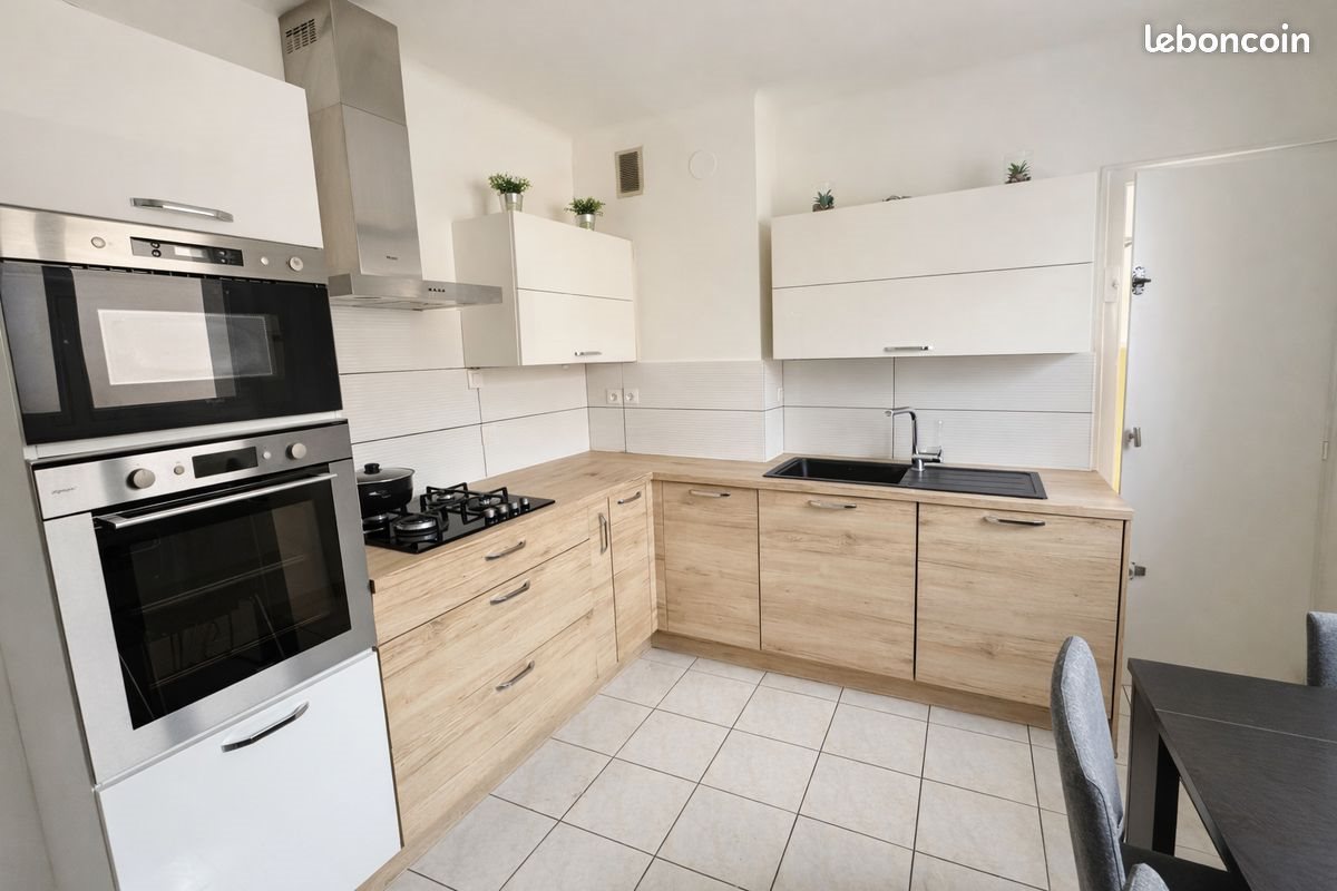 Appartement à louer, 75m², Annemasse