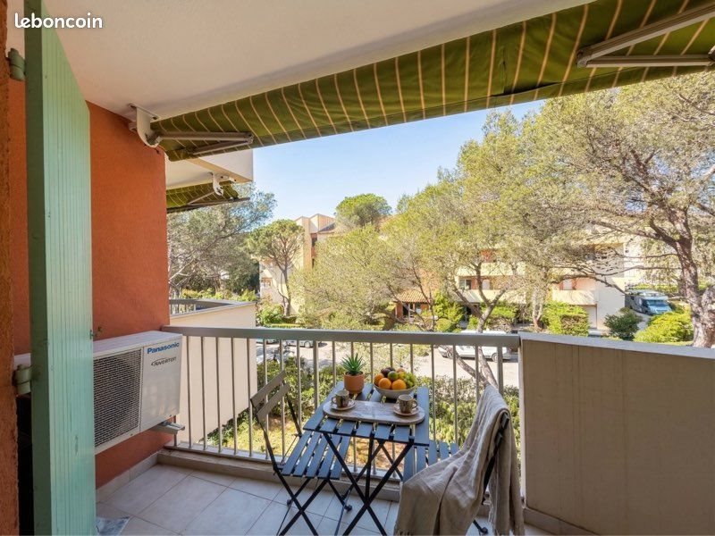 Appartement à louer, 25m², Saint-Raphaël