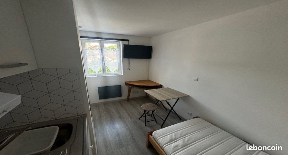 Appartement à louer, 15m², Angoulême