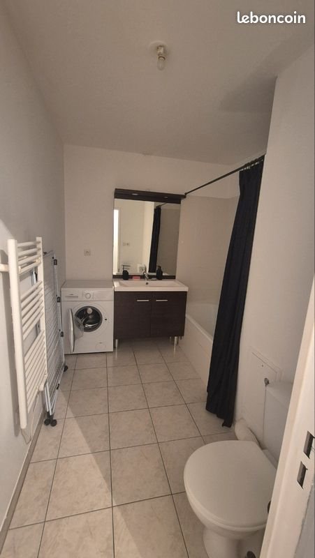 Appartement à louer, 28m², Meyzieu