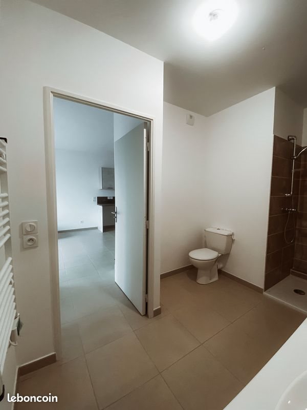 Appartement à louer, 40m², Marseille 9ème