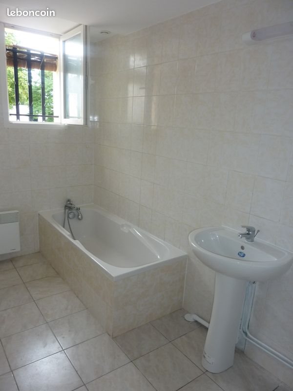 Maison à louer, 85m², Galgon