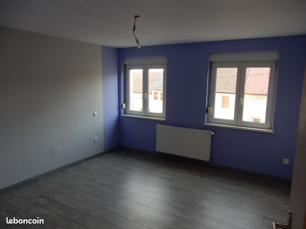 Appartement à louer, 77m², Wiesviller