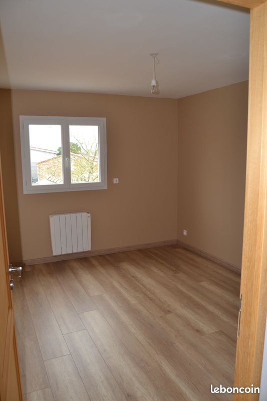 Maison à louer, 90m², Monnières
