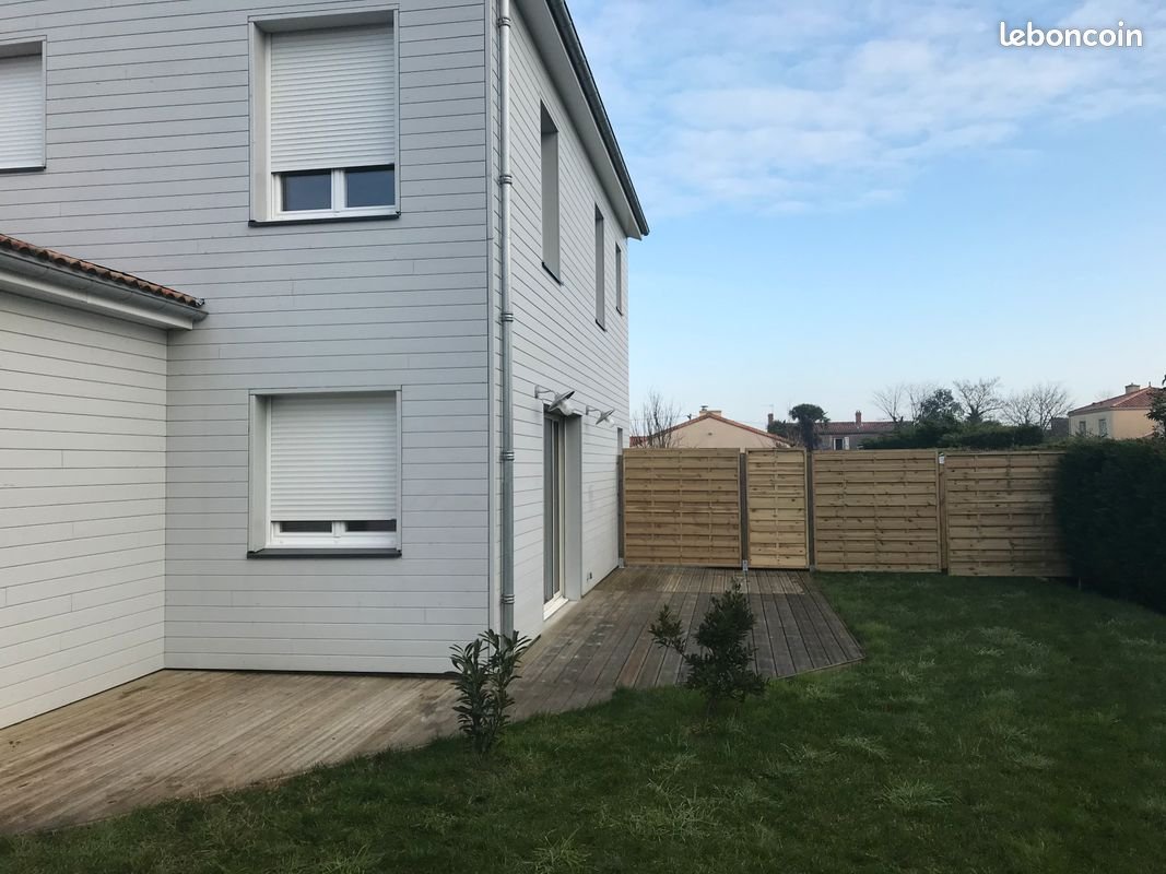 Maison à louer, 90m², Monnières
