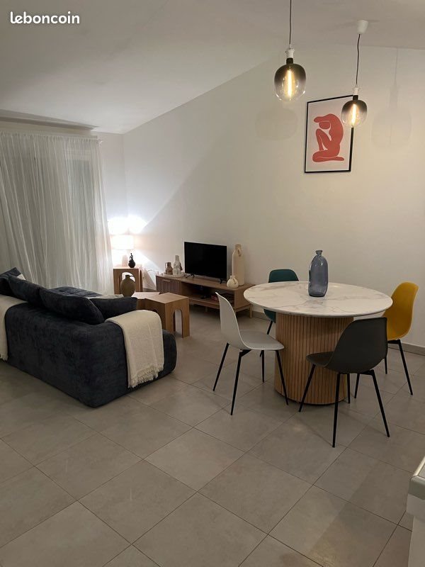 Maison à louer, 75m², Tarascon
