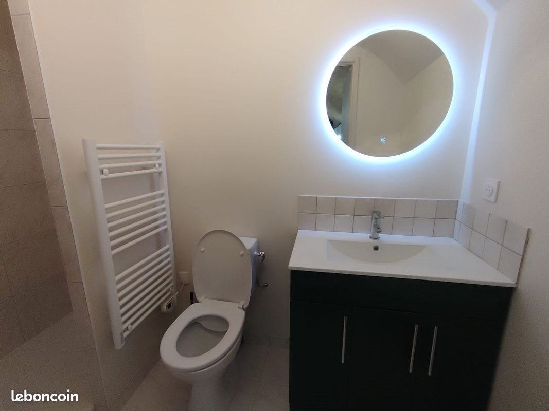 Appartement à louer, 28m², Rochefort