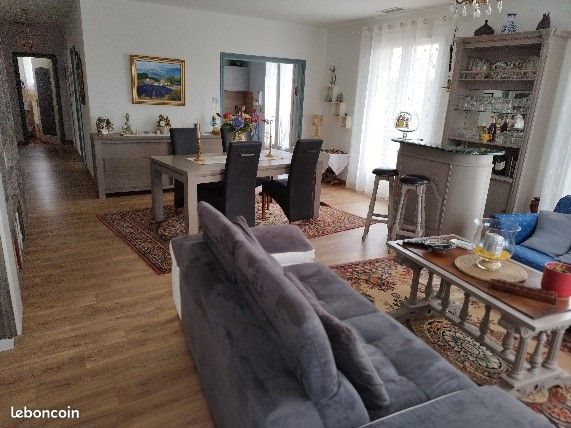 Maison à vendre, 163m², Milhac-de-Nontron
