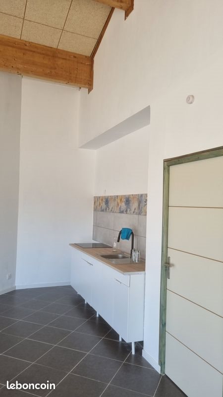 Appartement à louer, 54m², Castries