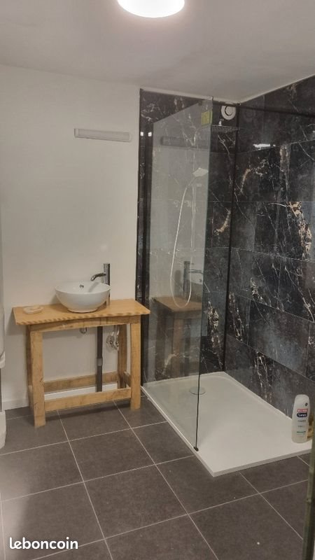 Appartement à louer, 54m², Castries