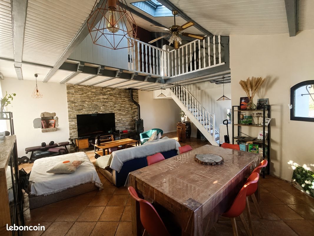 Maison à vendre, 116m², Naucelles