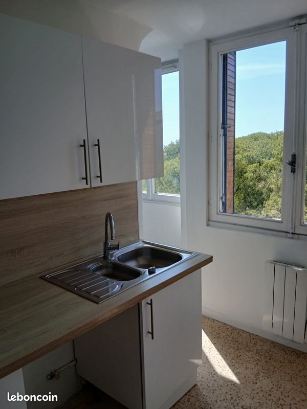 Appartement à louer, 65m², Nîmes