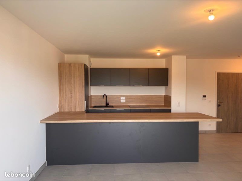 Appartement à louer, 65m², Reignier-Esery