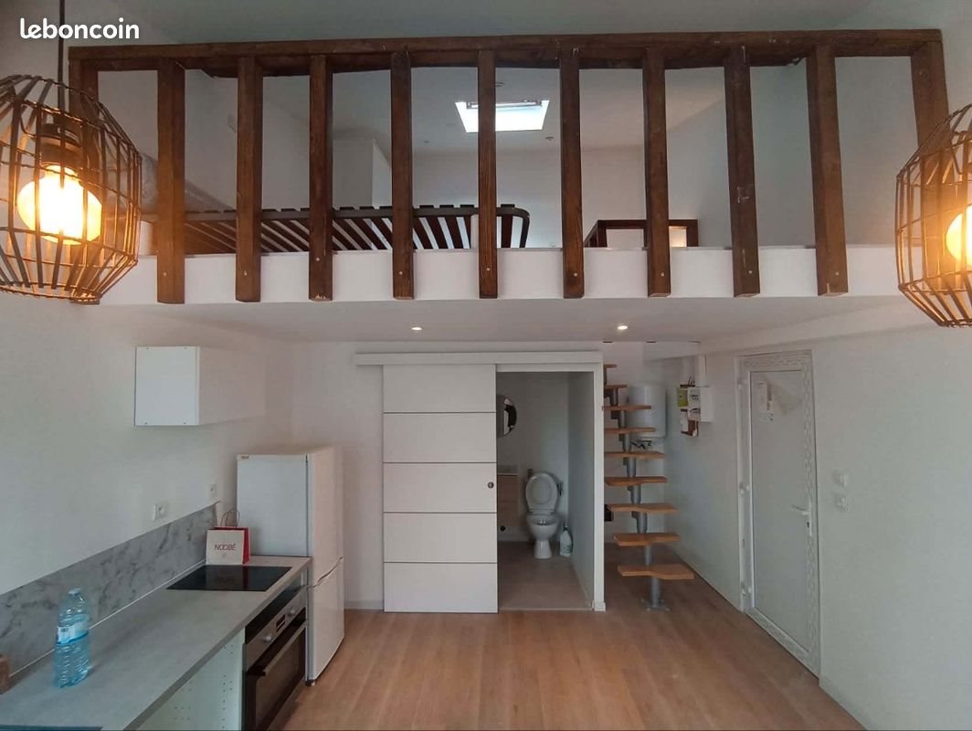 Appartement à louer, 25m², Saint-Étienne