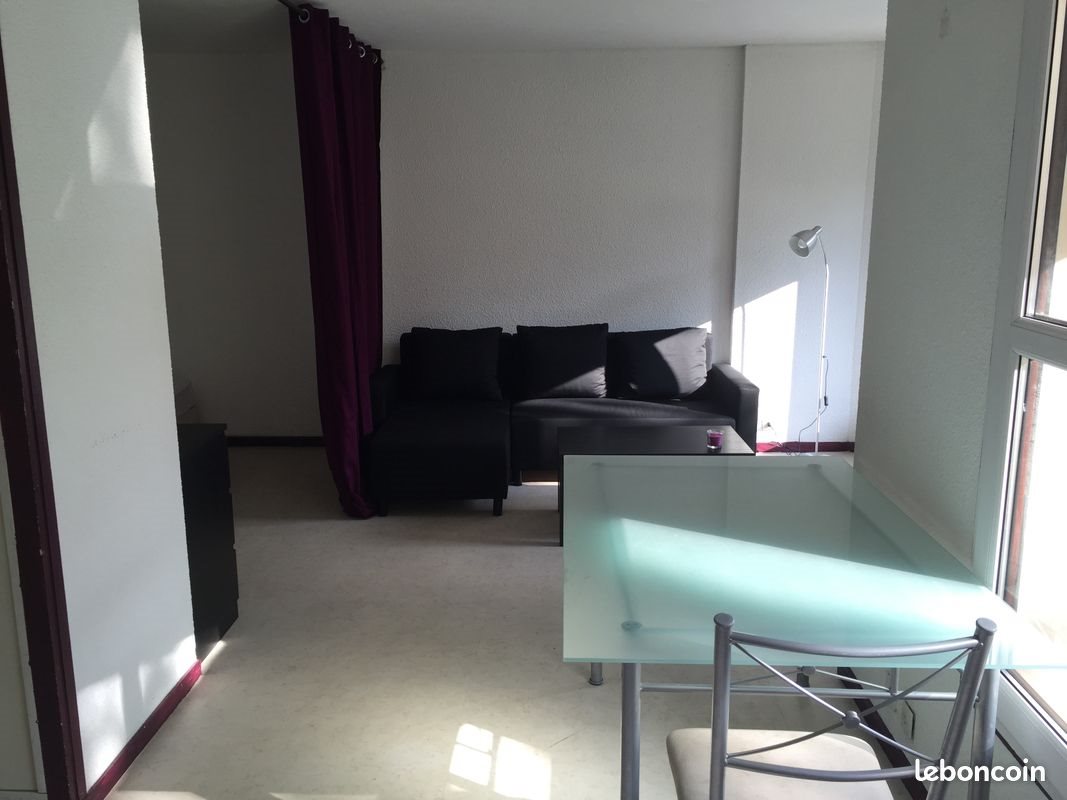 Appartement à louer, 40m², Cergy