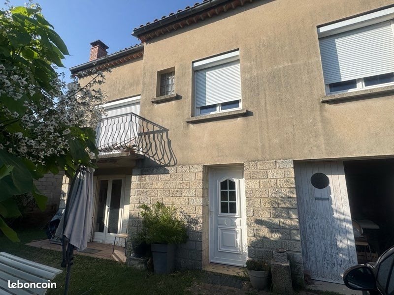 Maison à louer, 102m², Mercuer