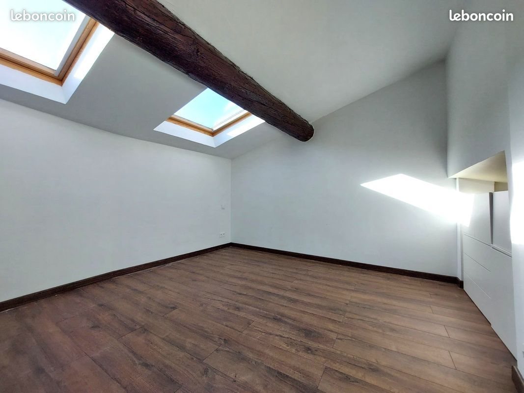 Appartement à louer, 69m², Aubagne