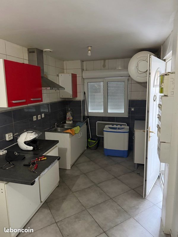 Appartement à louer, 40m², Vénissieux