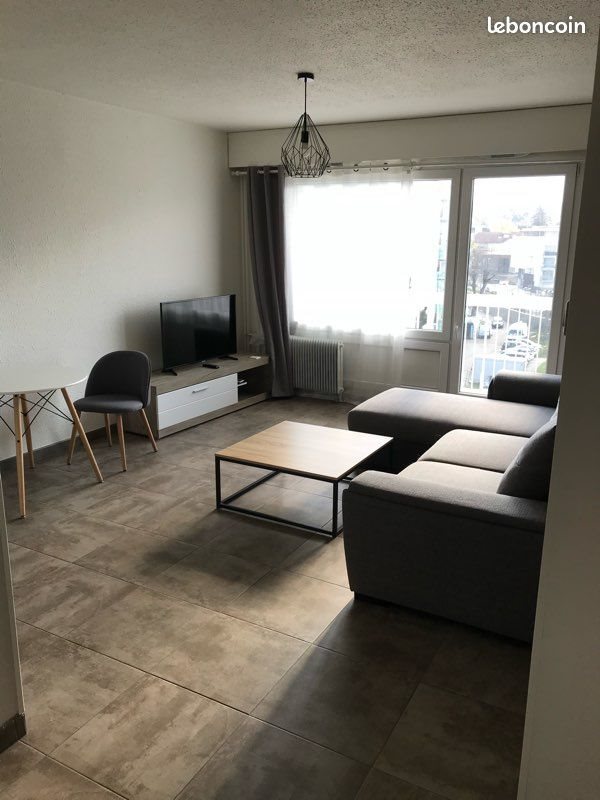 Appartement à louer, 28m², Saint-Julien-en-Genevois