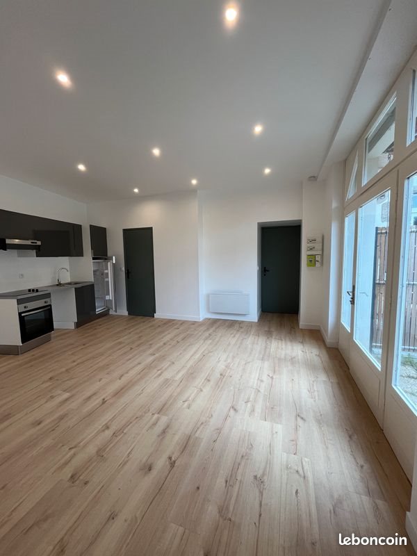 Appartement à louer, 47m², Locminé