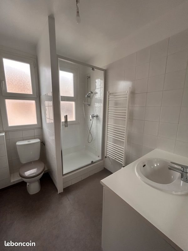 Appartement à louer, 60m², Orange