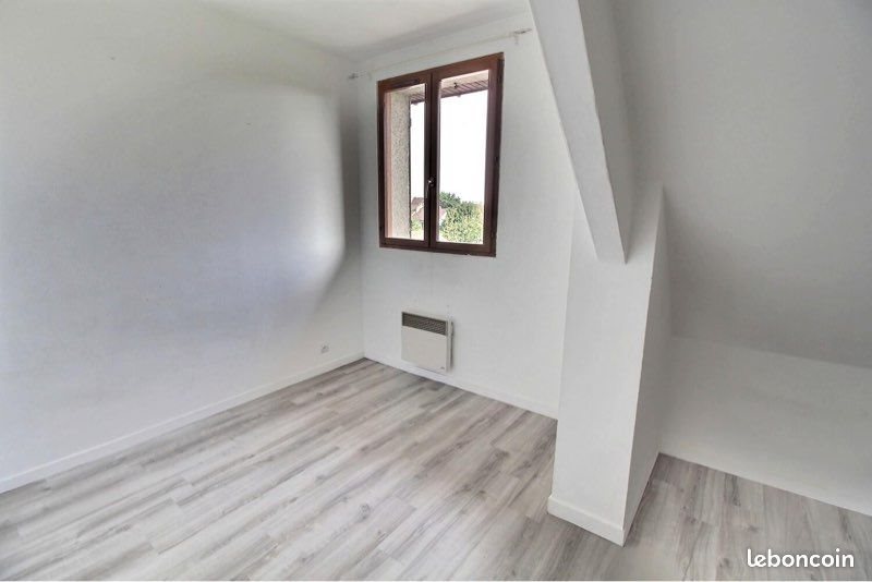 Appartement à louer, 30m², Paray-Vieille-Poste